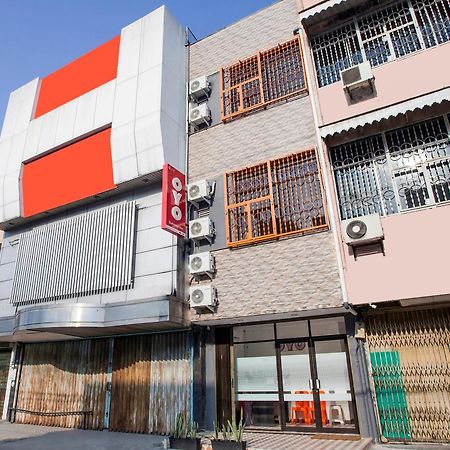 Oyo 2720 Sutomo Inn Medan Zewnętrze zdjęcie