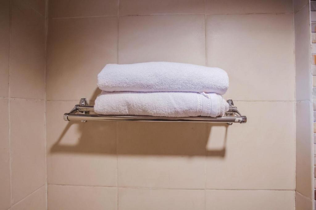 Oyo 2720 Sutomo Inn Medan Zewnętrze zdjęcie