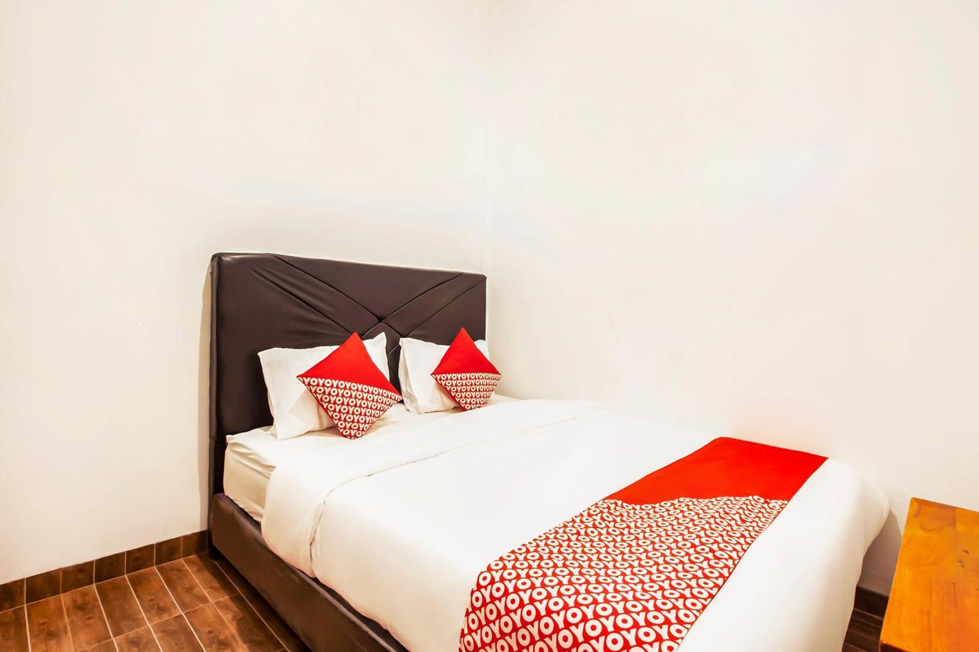 Oyo 2720 Sutomo Inn Medan Zewnętrze zdjęcie