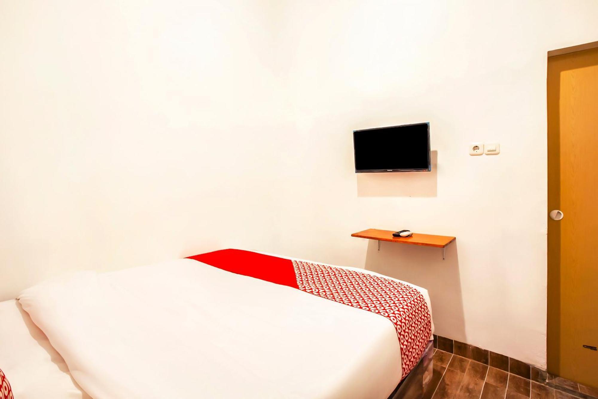 Oyo 2720 Sutomo Inn Medan Zewnętrze zdjęcie