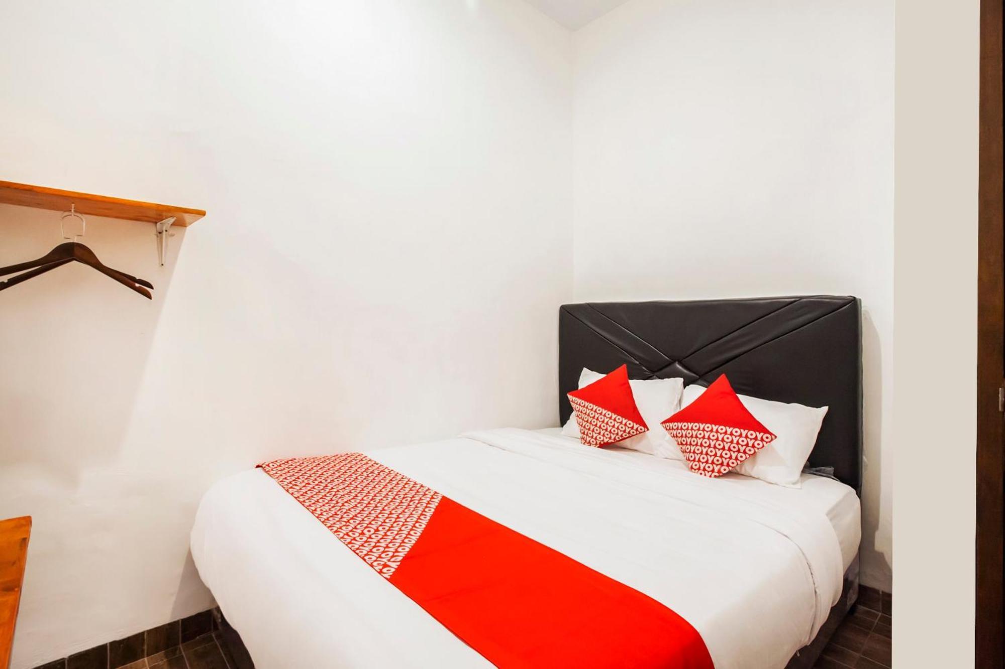 Oyo 2720 Sutomo Inn Medan Zewnętrze zdjęcie